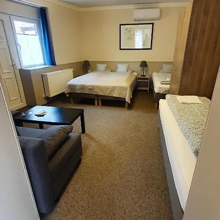 Central Motel Hotel