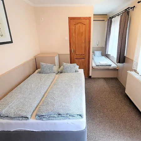 Centrál Motel 3*